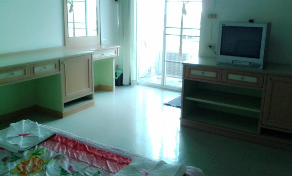 M In Korat Service Apartment Nakhonratchasima Zimmer foto
