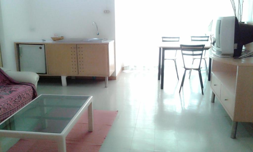 M In Korat Service Apartment Nakhonratchasima Zimmer foto