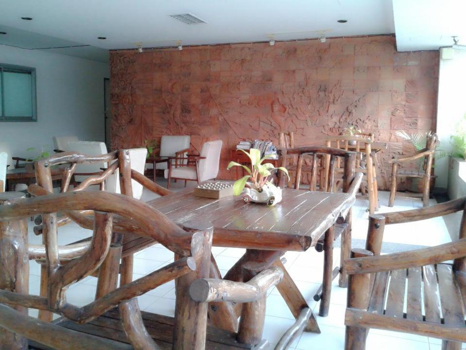 M In Korat Service Apartment Nakhonratchasima Exterior foto
