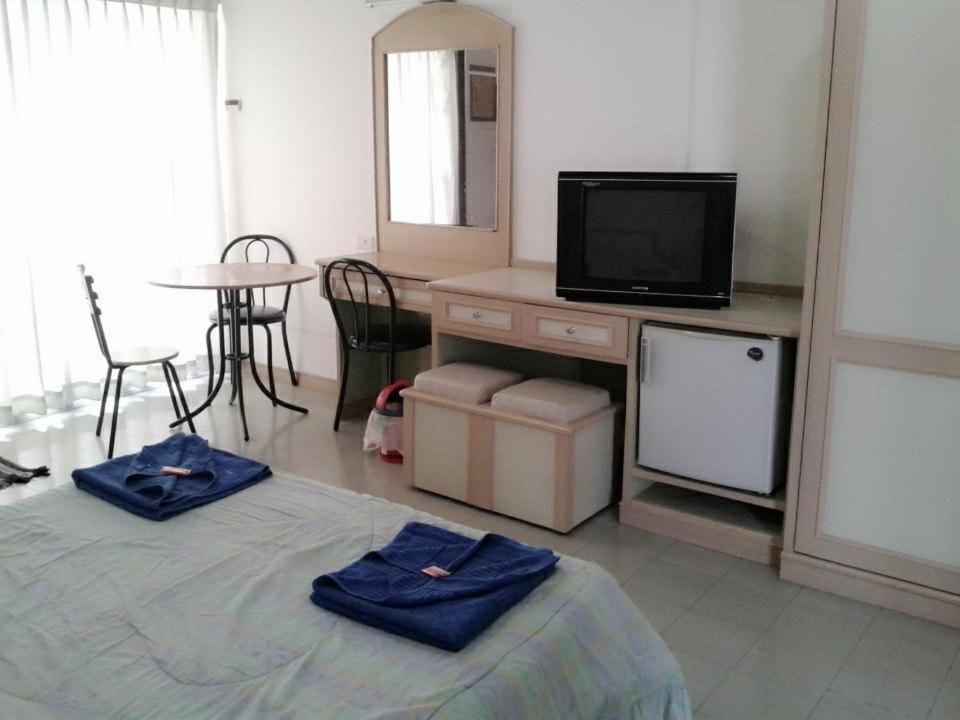 M In Korat Service Apartment Nakhonratchasima Exterior foto