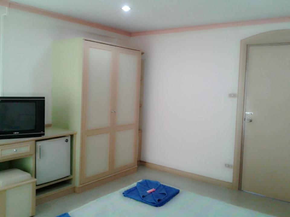 M In Korat Service Apartment Nakhonratchasima Exterior foto